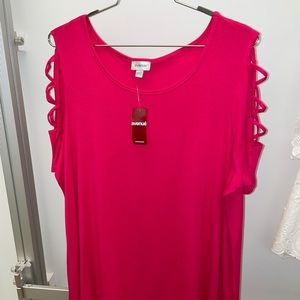 Avenue Pink Lattice Sleeve Woman’s T *NWT*